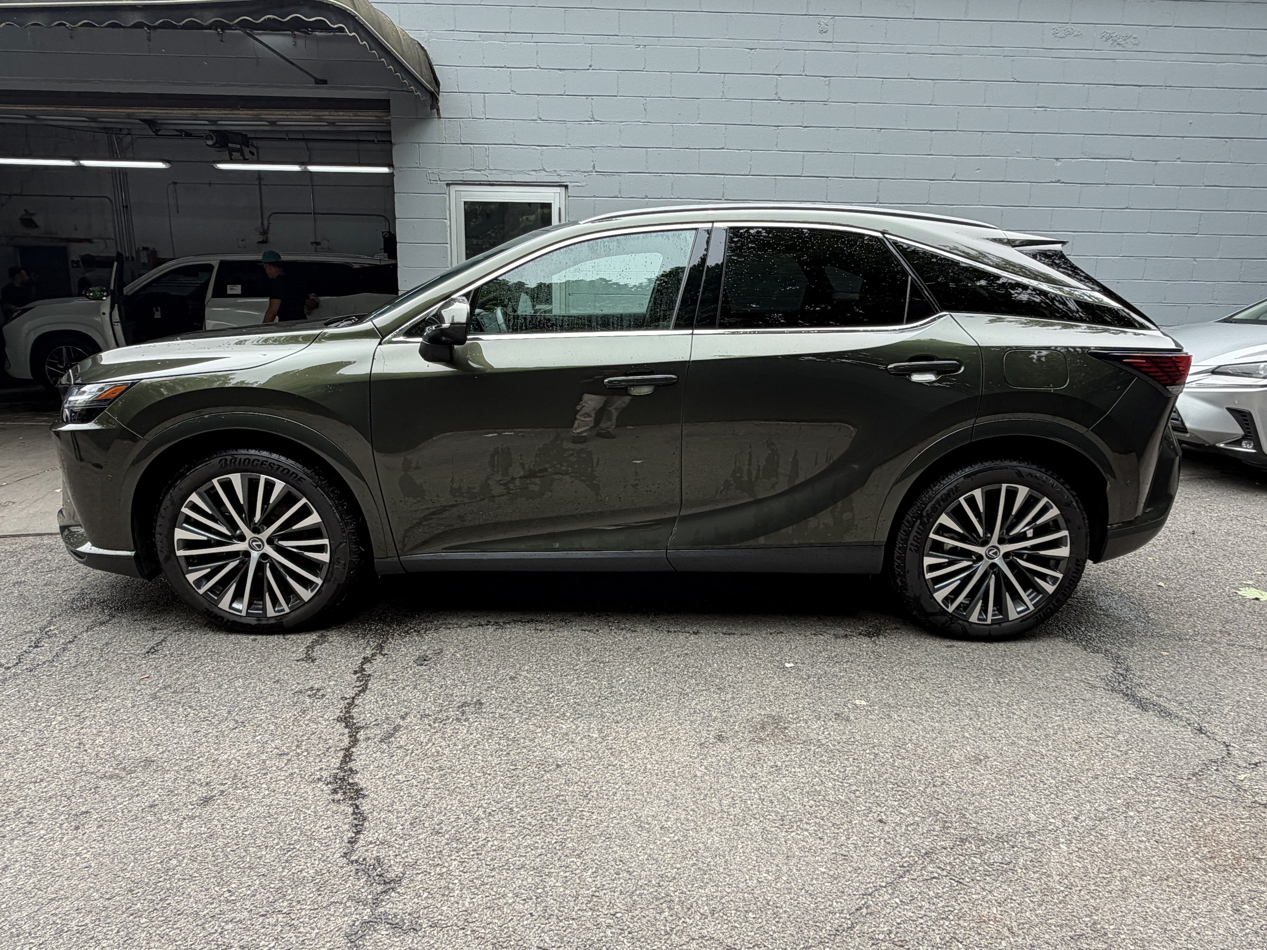 lexus rx hybrid 2025 2T2BBMCA2SC099908 image lexus rx hybrid 2025 2T2BBMCA2SC099908 image